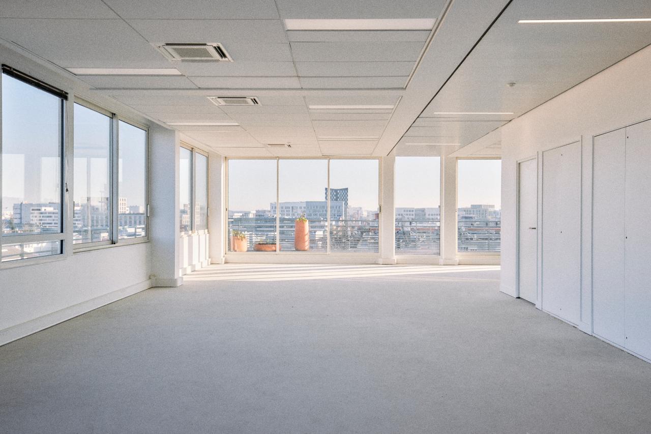 Bureau La Plaine Saint-Denis 2922m² Vente bureau La Plaine Saint-Denis Seine-Saint-Denis OVBUR2426975 8